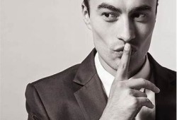 抖阴男孩：探索年轻人的幽默与生活方式